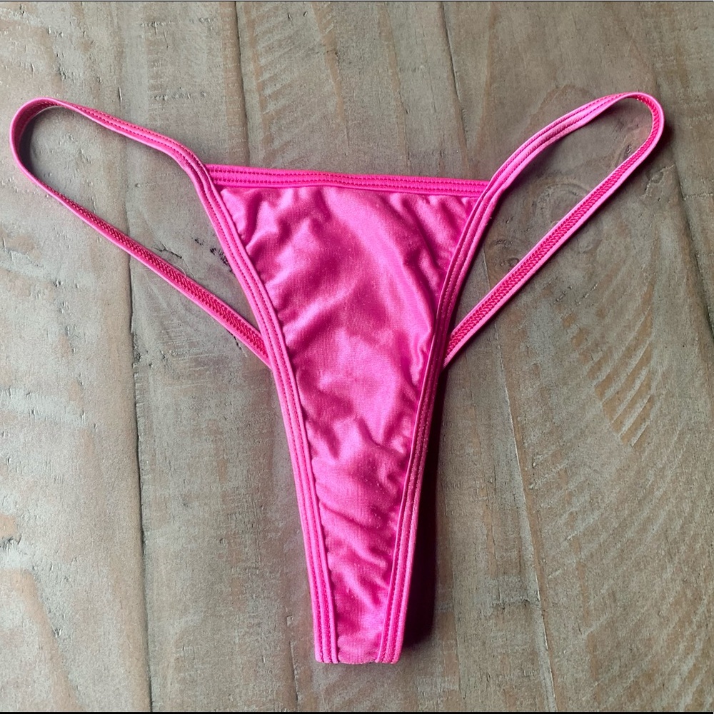 Clip Perfect Thong by body zone